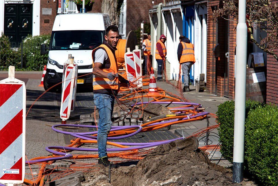 Man legt Glasvezel aan